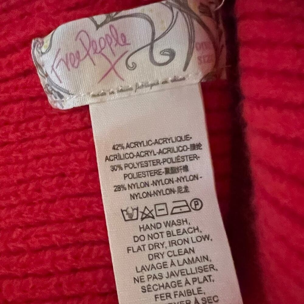 Merry Free People Bundle in Red Beanie Hat, Neckerchief Scarf & Socks Gift Box - Picture 12 of 15
